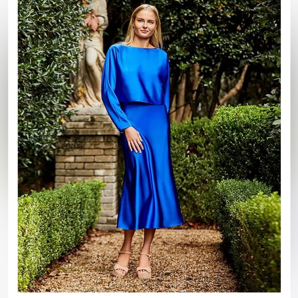 Elegant Blue Satin Skirt